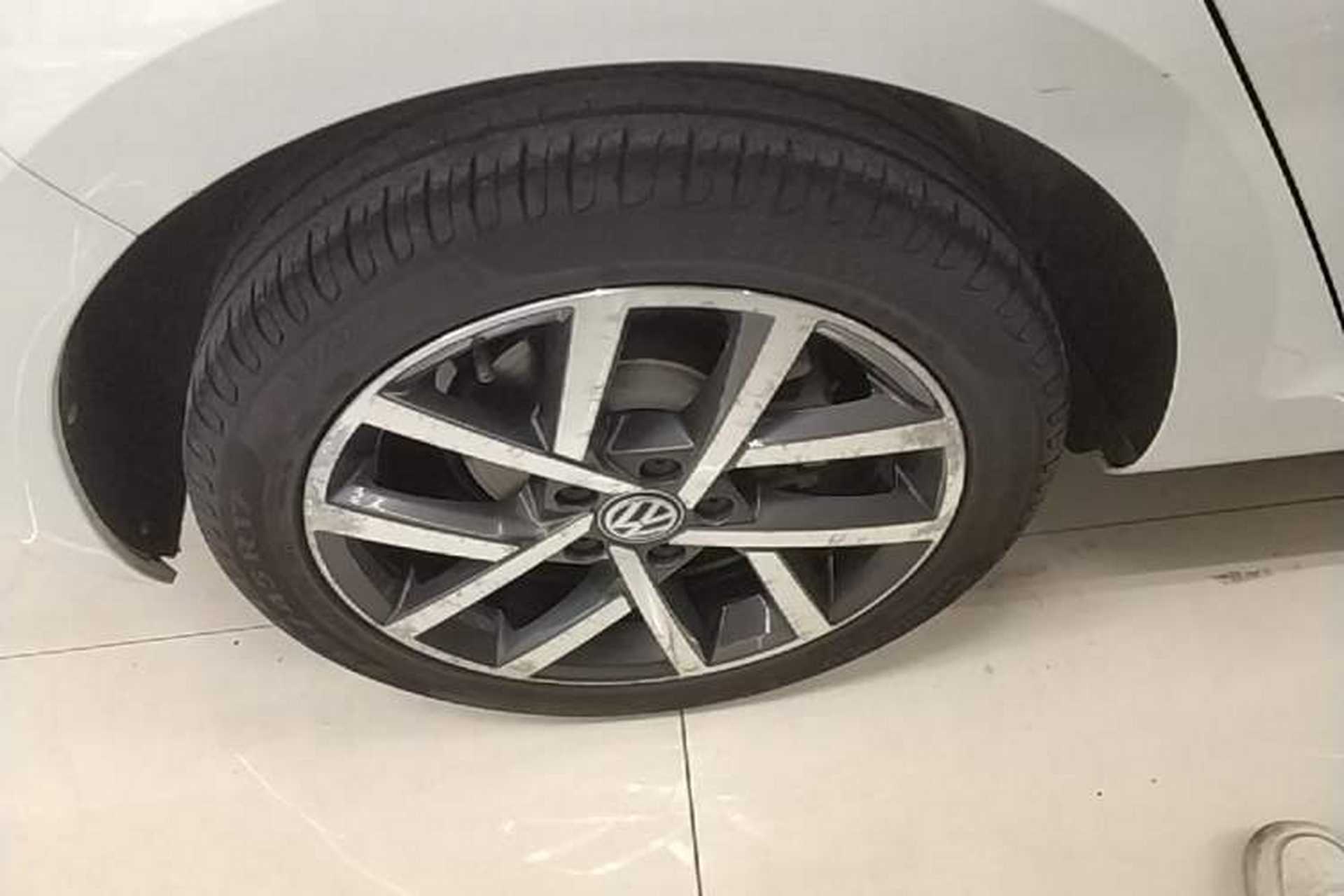 Used Volkswagen Golf 2019 280TSI DSG Luxury Version China V Standard Right Rear Wheel Hub