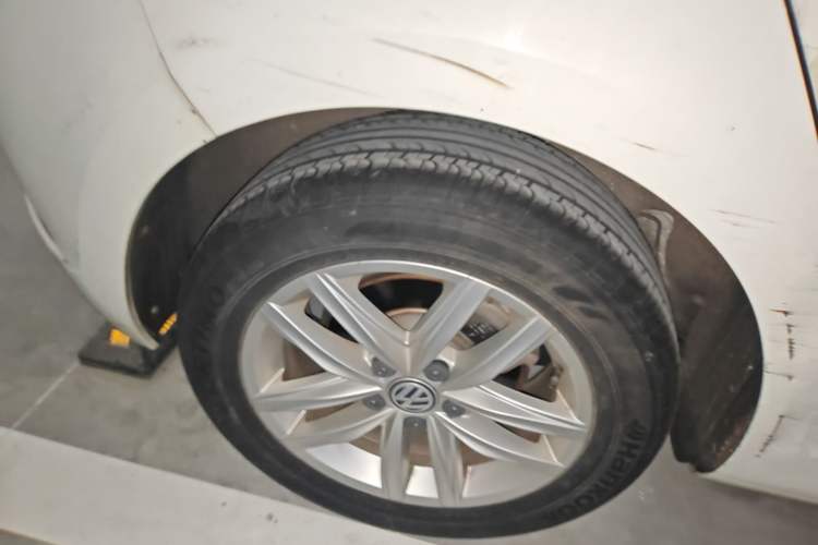 Used Volkswagen Golf 2019 1.6L Automatic Comfort Model China V Standard Right Rear Wheel Hub