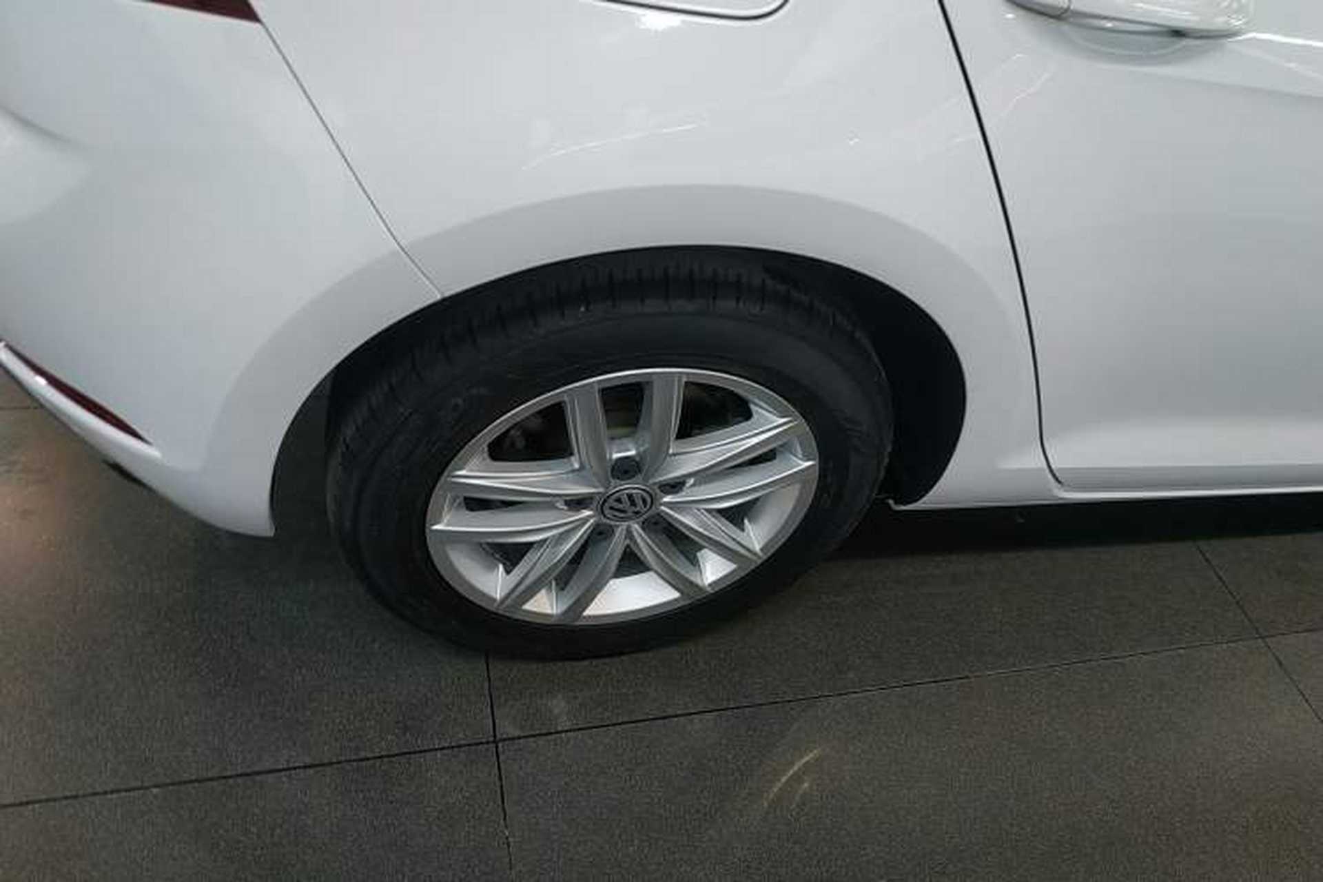 Used Volkswagen Golf 2019 280TSI DSG Comfort Version China V Standard Right Rear Wheel Hub