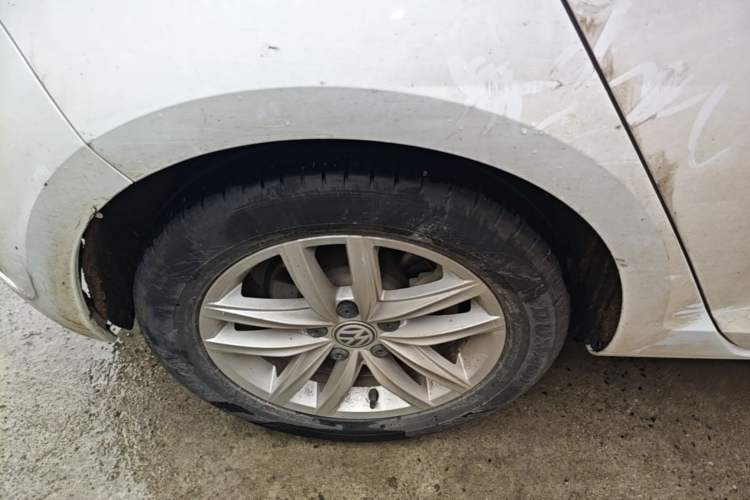 Used Volkswagen Golf 2019 280TSI DSG Comfort Version China VI Standard Right Rear Wheel Hub