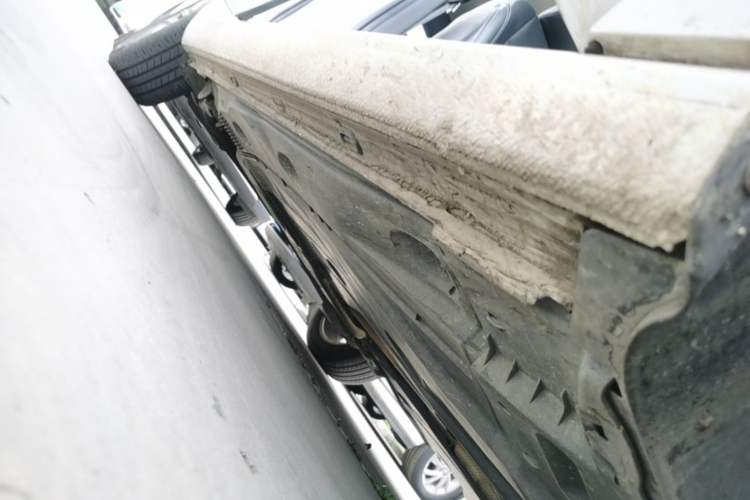 Used Volkswagen Golf 2019 200TSI DSG Comfort & Ambition Edition China VI Standard Right Side Sill