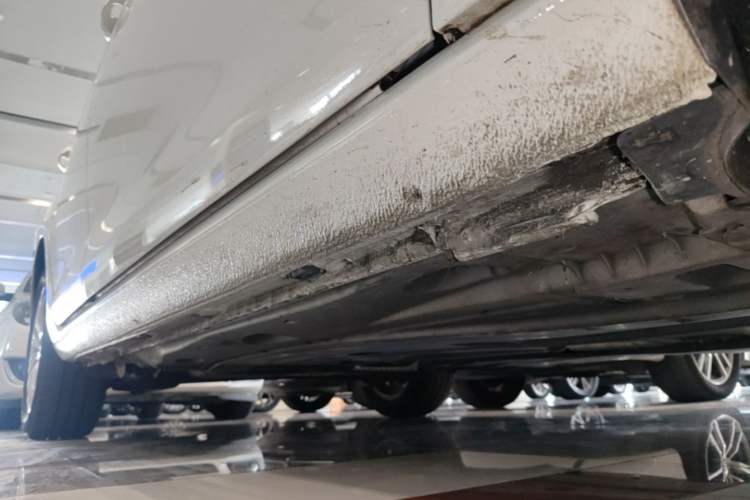 Used Volkswagen Golf 2019 200TSI DSG Comfort & Ambition Edition China VI Standard Right Side Sill