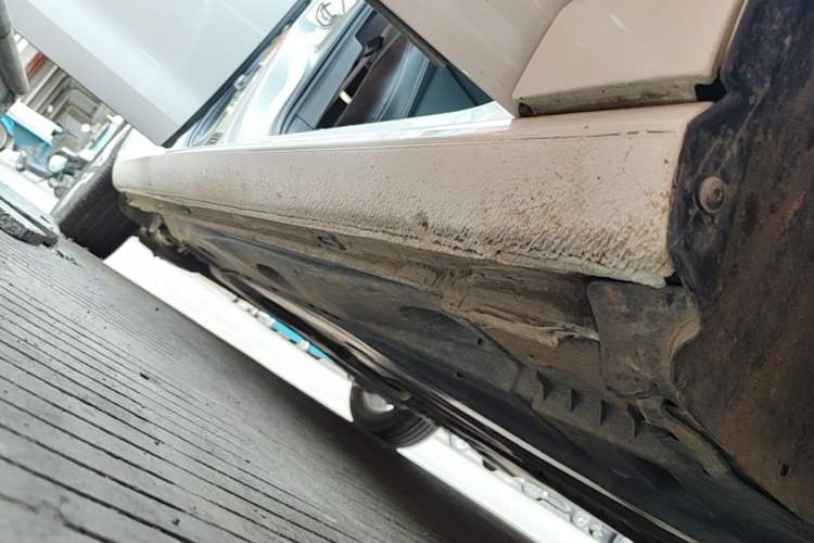 Used Volkswagen Golf 2019 200TSI DSG Comfort & Ambition Edition China VI Standard Right Side Sill