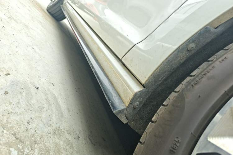 Used Volkswagen Golf 2019 280TSI DSG R-Line Model China V Standard Right Side Sill