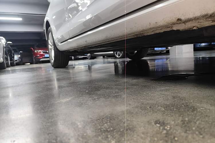 Used Volkswagen Golf 2019 200TSI DSG Comfort & Ambition Edition China VI Standard Right Side Sill