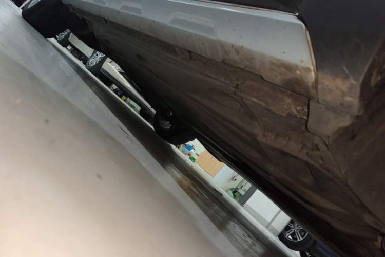 Used Volkswagen Golf 2019 1.8TSI Travel Edition Right Side Sill