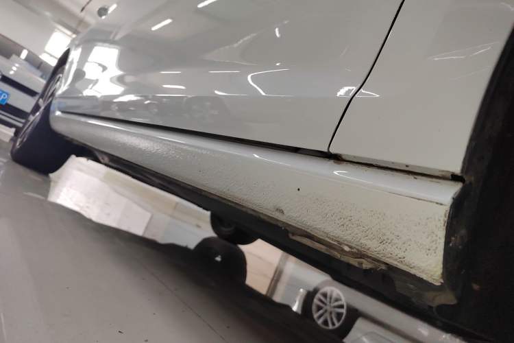 Used Volkswagen Golf 2019 280TSI DSG Luxury Version China VI Standard Right Side Sill
