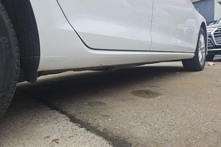 Used Volkswagen Golf 2019 280TSI DSG Comfort Version China V Standard Right Side Sill