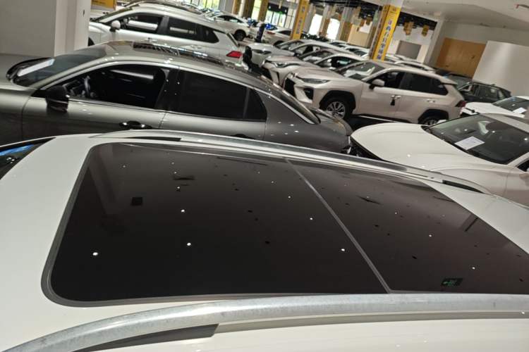 Used Volkswagen Golf 2019 1.8TSI Travel Edition Roof