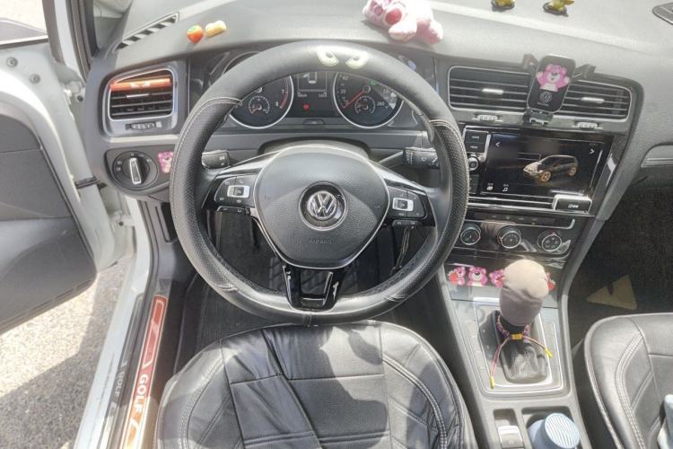 Used Volkswagen Golf 2019 1.6L Automatic Comfort Model China V Standard Steering Wheel