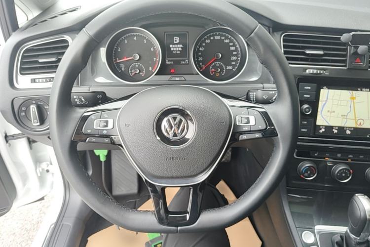 Used Volkswagen Golf 2019 280TSI DSG Luxury Version China V Standard Steering Wheel