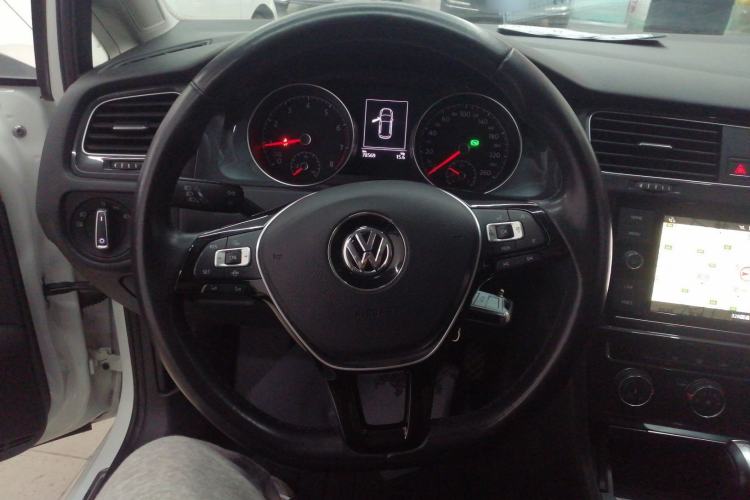 Used Volkswagen Golf 2019 280TSI DSG Comfort Version China VI Standard Steering Wheel
