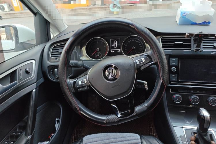 Used Volkswagen Golf 2019 280TSI DSG Comfort Version China VI Standard Steering Wheel