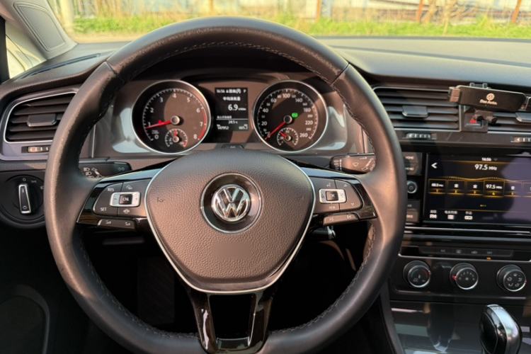 Used Volkswagen Golf 2019 280TSI DSG Comfort Version China V Standard Steering Wheel
