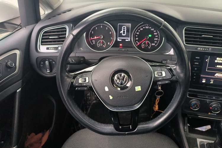 Used Volkswagen Golf 2019 280TSI DSG Comfort Version China VI Standard Steering Wheel