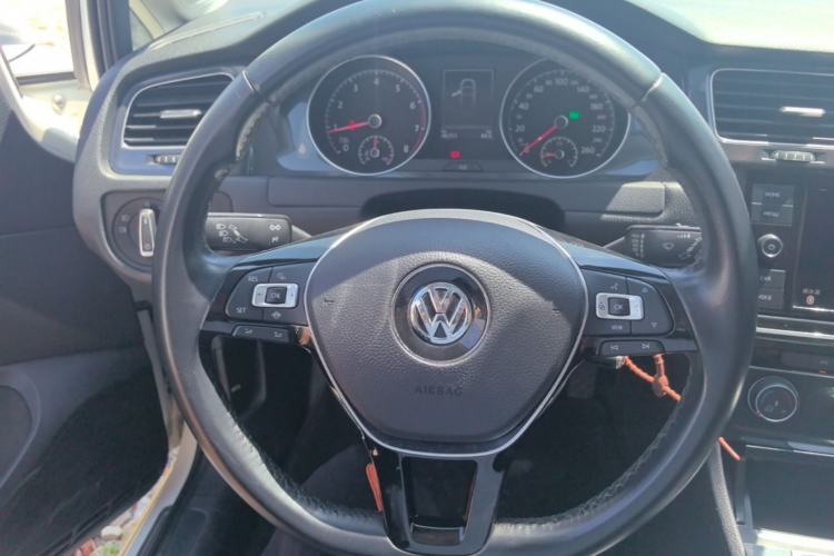 Used Volkswagen Golf 2019 280TSI DSG Comfort Version China VI Standard Steering Wheel