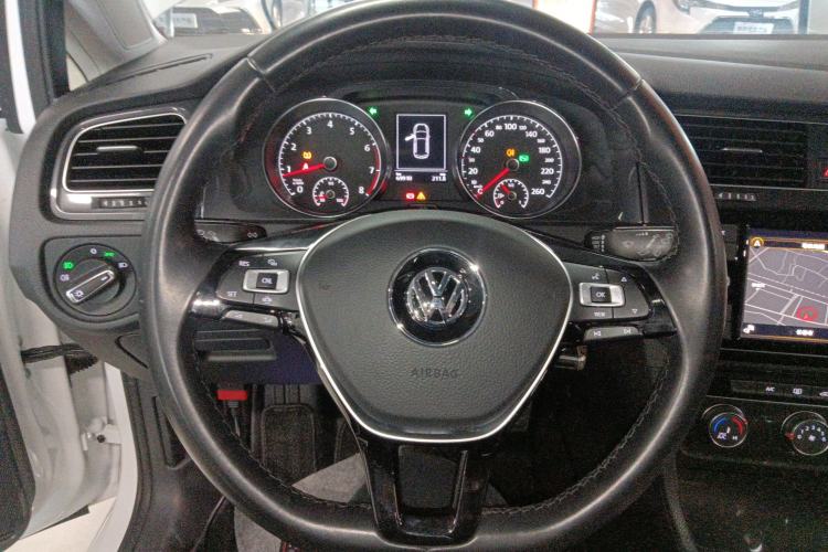 Used Volkswagen Golf 2019 1.6L Automatic Comfort Model China V Standard Steering Wheel