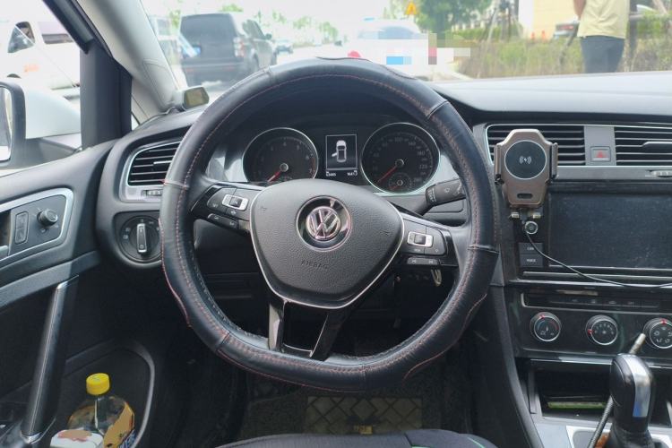Used Volkswagen Golf 2019 280TSI DSG Comfort Version China VI Standard Steering Wheel
