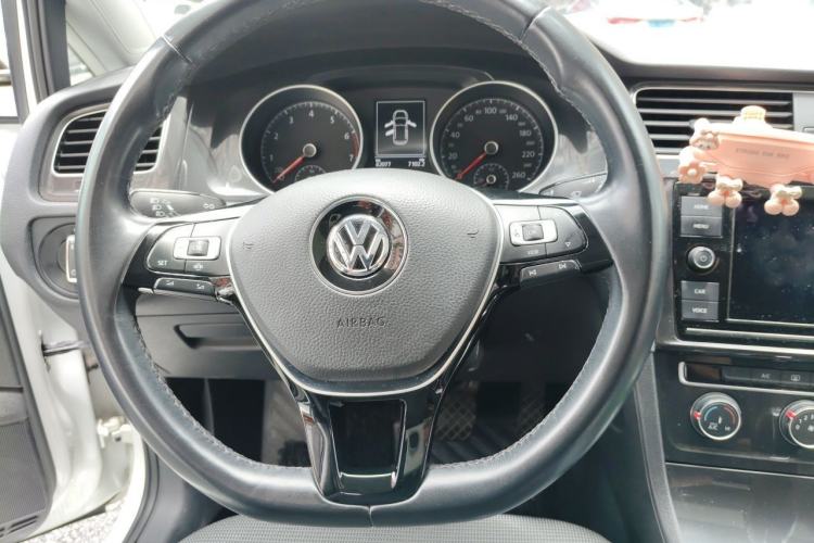 Used Volkswagen Golf 2019 280TSI DSG Comfort Version China VI Standard Steering Wheel