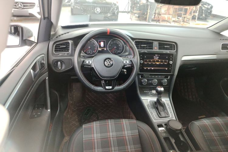 Used Volkswagen Golf 2019 1.8TSI Travel Edition Steering Wheel