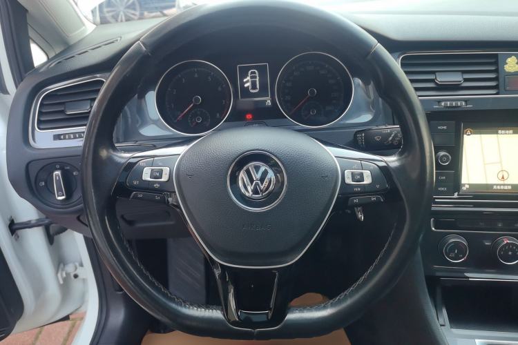 Used Volkswagen Golf 2019 1.6L Automatic Comfort Model China V Standard Steering Wheel