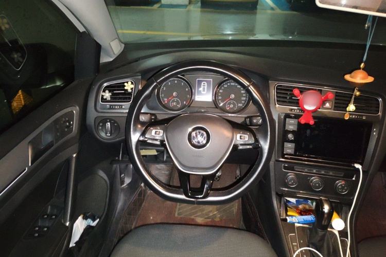 Used Volkswagen Golf 2019 280TSI DSG Comfort Version China VI Standard Steering Wheel
