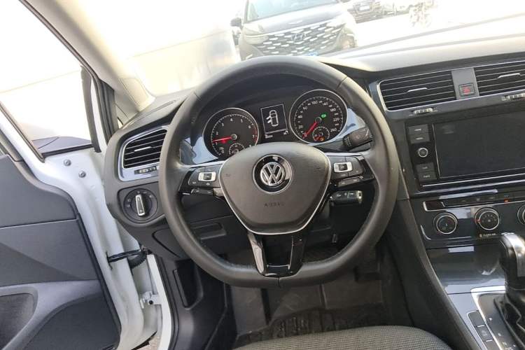 Used Volkswagen Golf 2019 280TSI DSG Comfort Version China V Standard Steering Wheel