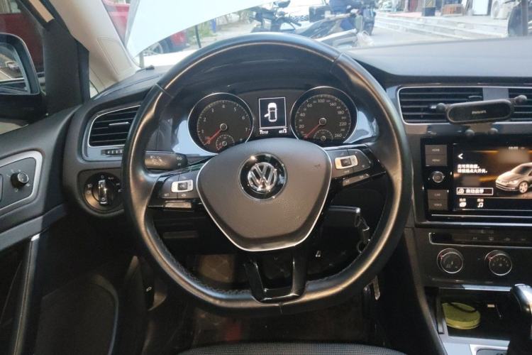 Used Volkswagen Golf 2019 280TSI DSG Comfort Version China VI Standard Steering Wheel