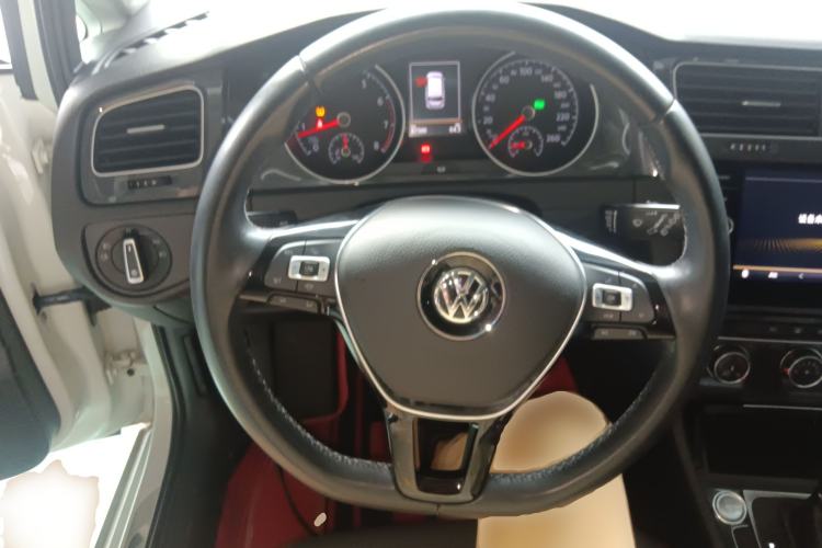 Used Volkswagen Golf 2019 1.8TSI Travel Edition Steering Wheel