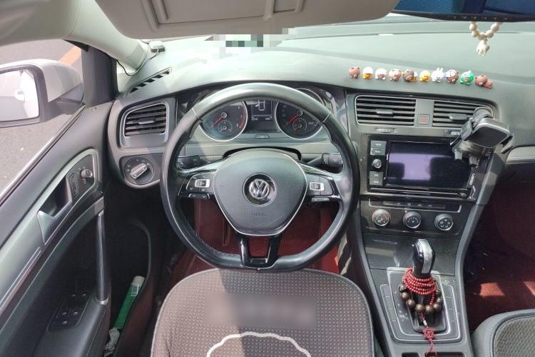 Used Volkswagen Golf 2019 1.6L Automatic Comfort Model China V Standard Steering Wheel