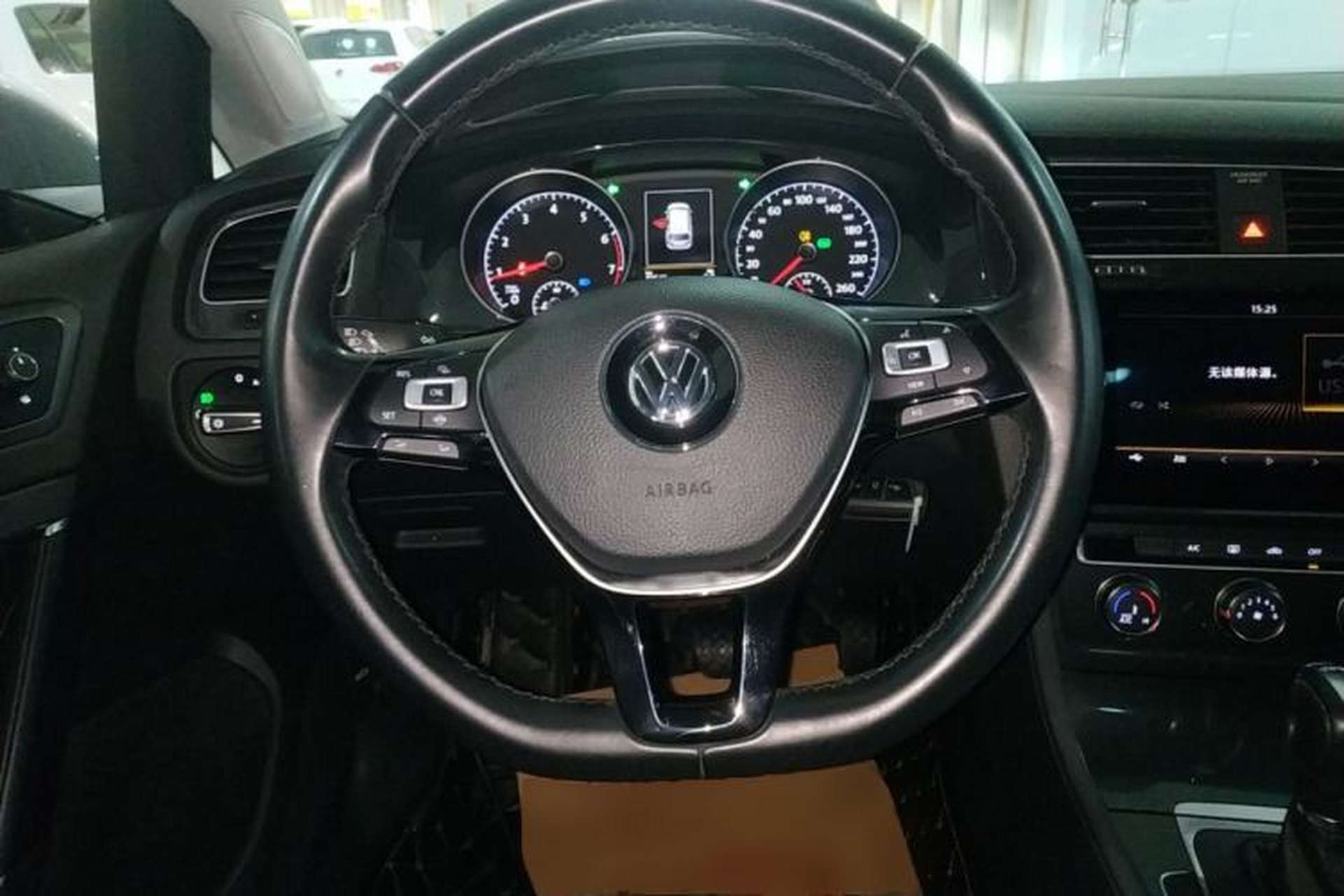 Used Volkswagen Golf 2019 1.8TSI Travel Edition Steering Wheel