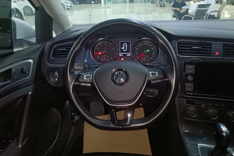 Used Volkswagen Golf 2019 200TSI DSG Comfort & Ambition Edition China VI Standard Steering Wheel