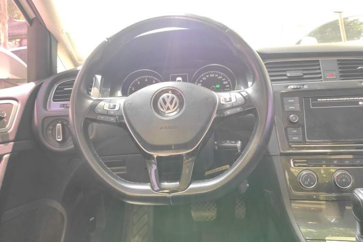 Used Volkswagen Golf  Steering Wheel