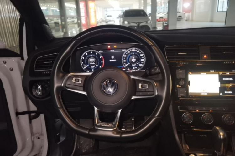 Used Volkswagen Golf 2019 280TSI DSG R-Line China VI Standard Steering Wheel