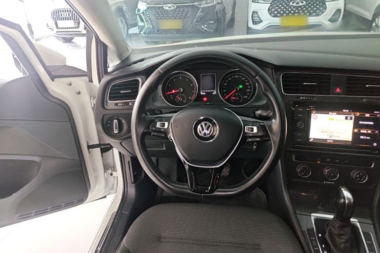 Used Volkswagen Golf 2019 280TSI DSG Comfort Version China VI Standard Steering Wheel