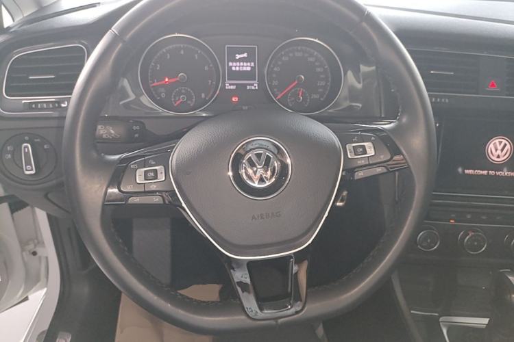 Used Volkswagen Golf 2019 1.6L Automatic Comfort Model China V Standard Steering Wheel