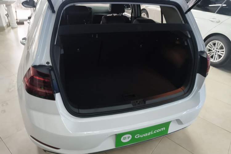 Used Volkswagen Golf 2019 280TSI DSG Luxury Version China VI Standard Trunk