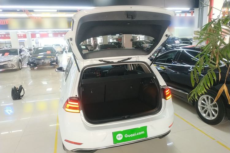 Used Volkswagen Golf 2019 280TSI DSG Comfort Version China VI Standard Trunk