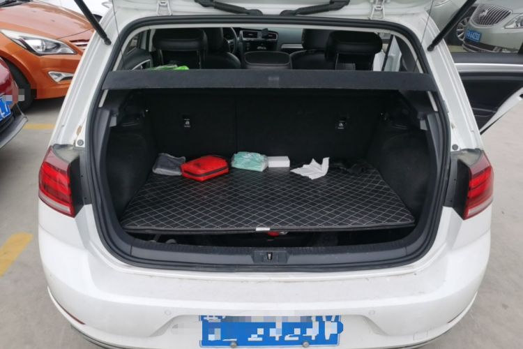 Used Volkswagen Golf 2019 200TSI DSG Comfort & Ambition Edition China VI Standard Trunk
