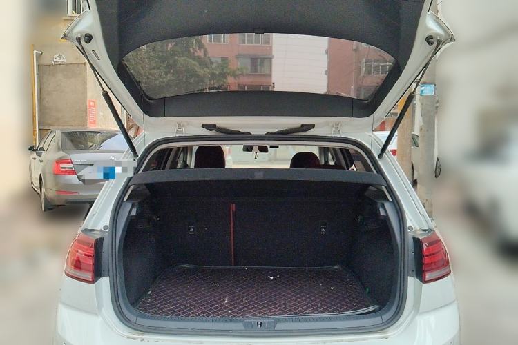Used Volkswagen Golf 2019 280TSI DSG Comfort Version China VI Standard Trunk