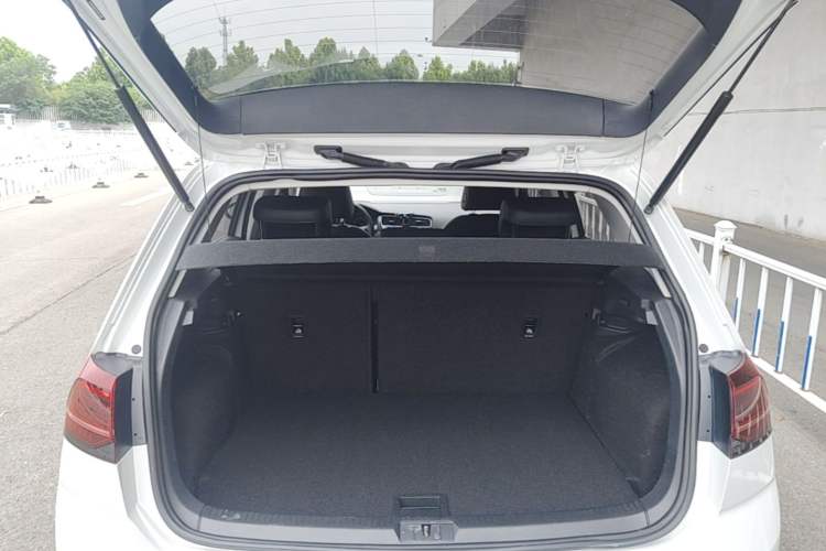 Used Volkswagen Golf 2019 280TSI DSG Luxury Version China V Standard Trunk