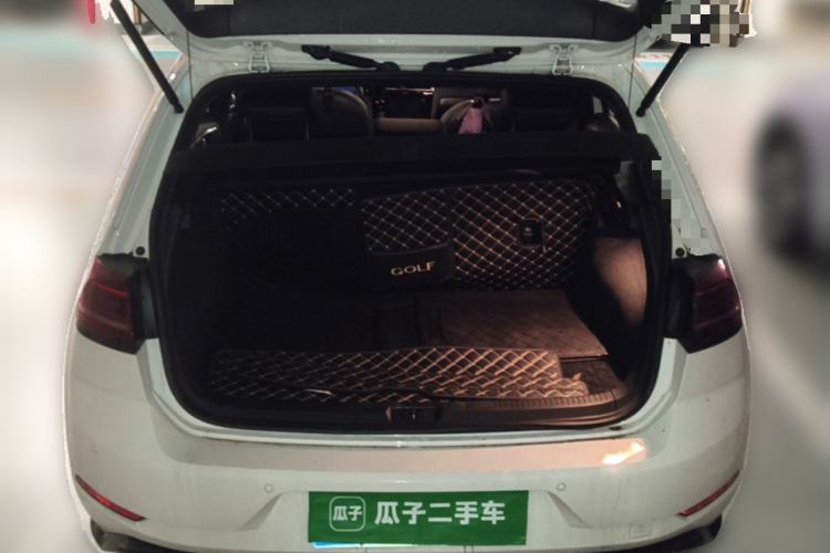 Used Volkswagen Golf 2019 280TSI DSG R-Line China VI Standard Trunk