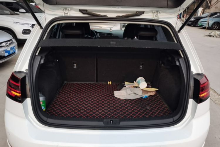 Used Volkswagen Golf 2019 280TSI DSG Luxury Version China VI Standard Trunk