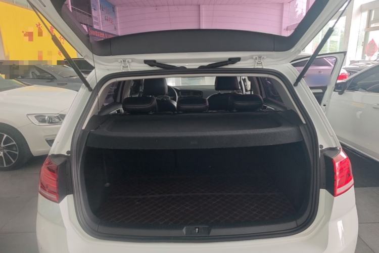 Used Volkswagen Golf 2019 200TSI DSG Comfort & Ambition Edition China VI Standard Trunk