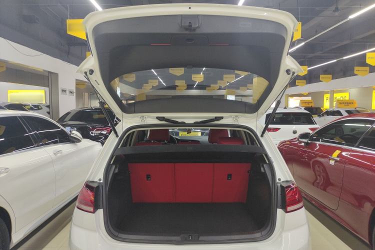Used Volkswagen Golf 2019 1.6L Automatic Fashion Model China V Standard Trunk