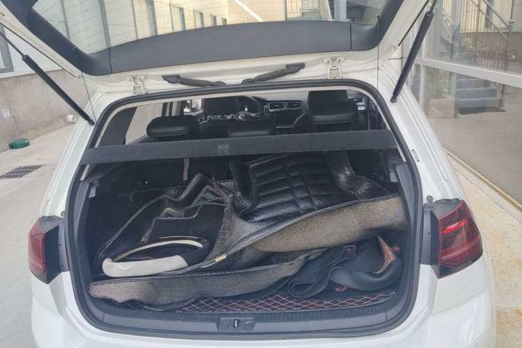Used Volkswagen Golf 2019 280TSI DSG Luxury Version China VI Standard Trunk