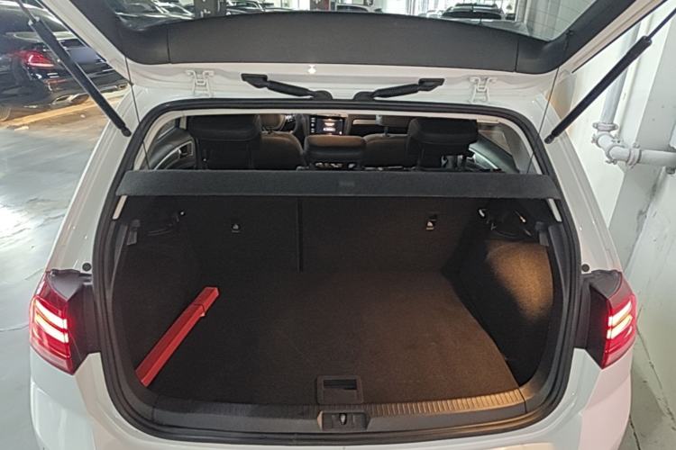Used Volkswagen Golf 2019 1.6L Automatic Comfort Model China V Standard Trunk