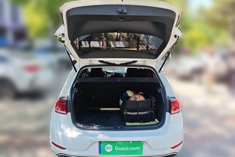 Used Volkswagen Golf 2019 280TSI DSG Comfort Version China VI Standard Trunk