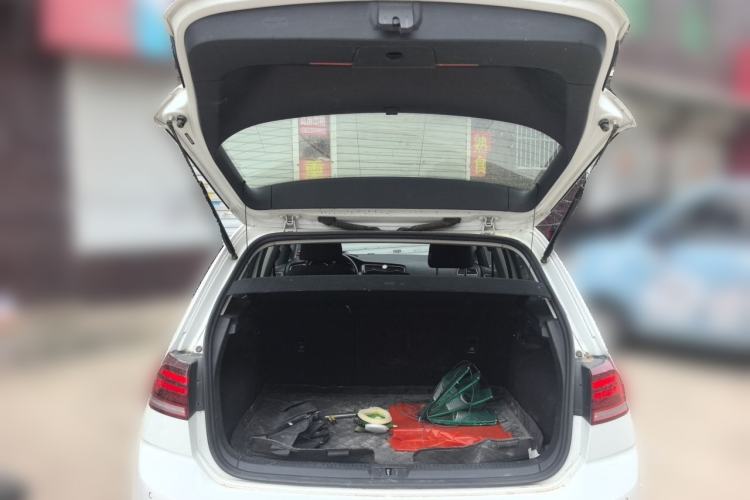 Used Volkswagen Golf 2019 200TSI DSG Comfort & Ambition Edition China VI Standard Trunk