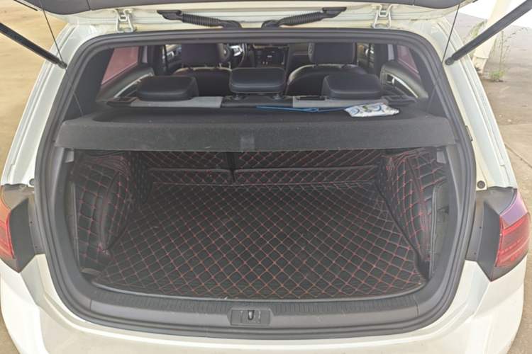 Used Volkswagen Golf 2019 280TSI DSG R-Line Model China V Standard Trunk